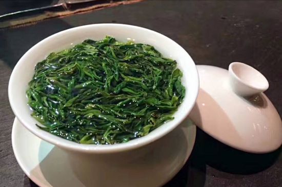 十大名茶的功效與作用，堅(jiān)持長(zhǎng)期喝茶的十大好處