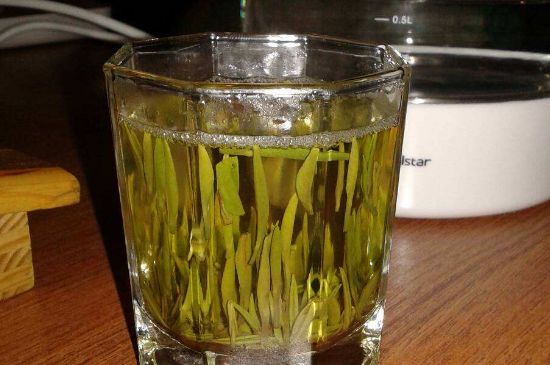 冷泡茶用什么茶葉最好，什么樣的茶適合冷泡？