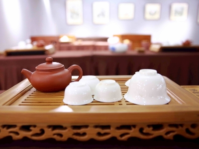 千萬(wàn)別做兼職茶藝師，女人學(xué)茶藝好嗎？