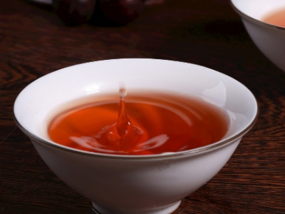 女人長期喝紅茶好不好，女人喝紅茶的功效