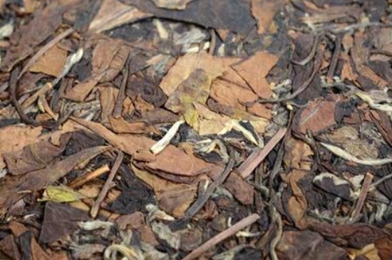 福鼎白茶能長(zhǎng)時(shí)間悶泡嗎，老白茶可以悶著喝嗎？