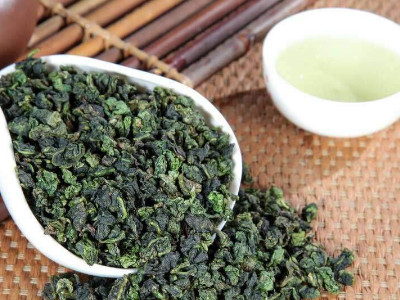 鐵觀音的泡法，水溫100°C最佳第一泡不能喝