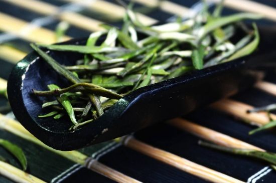 老茶和新茶哪個(gè)好，老茶好喝還是新茶好喝