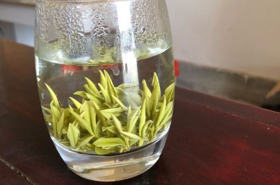 安吉白茶夏天怎么保存，安吉白茶能冷凍儲存嗎？