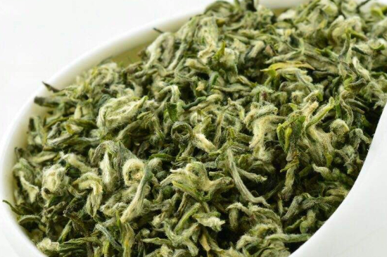 真假碧螺春泡水后區(qū)別，蘇州洞庭碧螺春怎樣鑒別好壞？