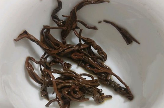 茶葉過期5年了但沒開封，茶葉放久了能喝嗎