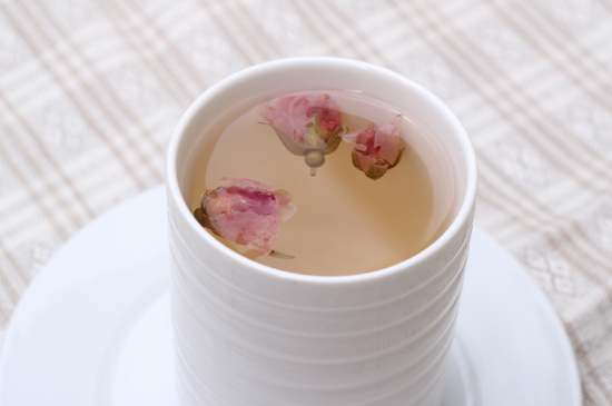 怎么判斷玫瑰花茶好不好，玫瑰花茶怎么樣鑒別