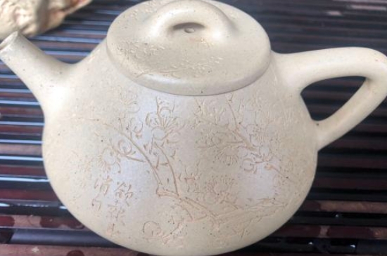 新買的紫砂壺為什么會(huì)裂，真的紫砂壺是不是很容易開裂？