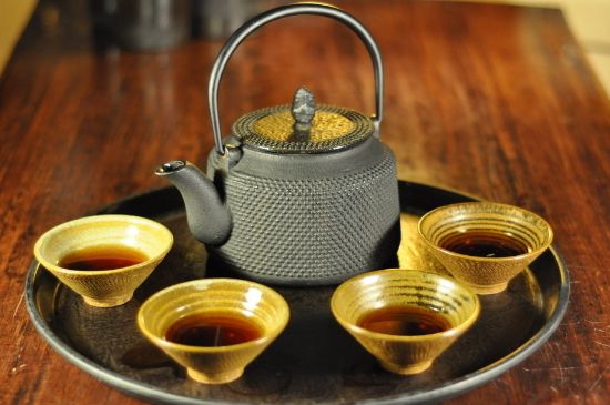 鐵壺生銹了怎么處理，如何防止鐵壺生銹