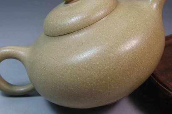 一把真正的本山綠泥壺最低多少錢，什么價格能買到本山綠泥紫砂壺？