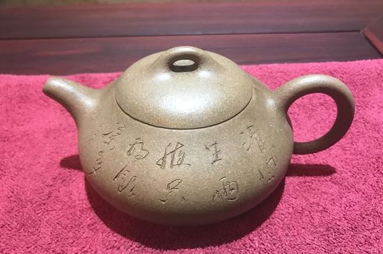 紫砂壺養(yǎng)10年后會(huì)是什么樣，紫砂壺養(yǎng)10年后圖片