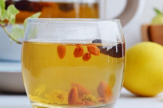 菊花茶的最佳搭配有哪幾樣，菊花茶和什么搭配喝效果好？