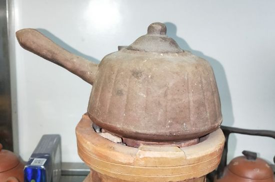 陶壺煮水的危害，粗陶壺燒水有毒嗎？
