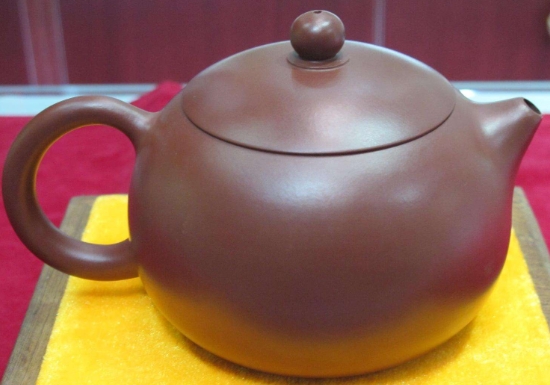 宜興紫砂壺四大經(jīng)典壺型叫什么，傳統(tǒng)紫砂四大名壺介紹