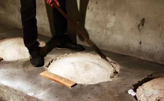 怎樣炭焙巖茶？揭秘武夷巖茶的炭焙技藝