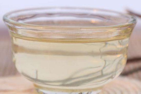 茉莉龍珠什么季節(jié)喝，夏天適合喝茉莉龍珠茶