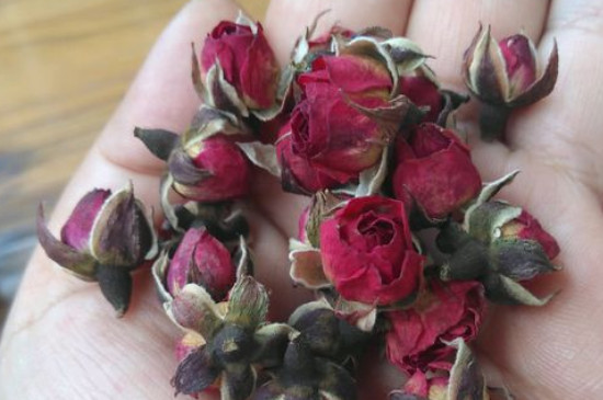 玫瑰花泡水喝的9大禁忌，喝玫瑰花茶有什么禁忌