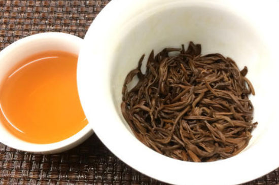 新茶和陳茶的區(qū)別，新茶和陳茶的介紹