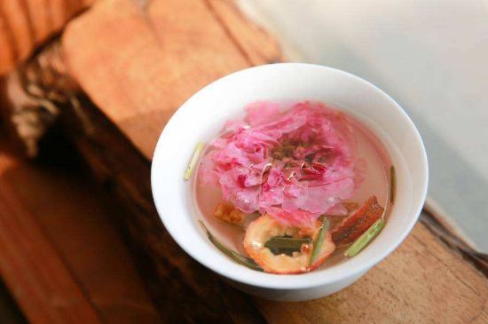 玫瑰花的最佳搭配，喝玫瑰花茶搭配什么喝好？