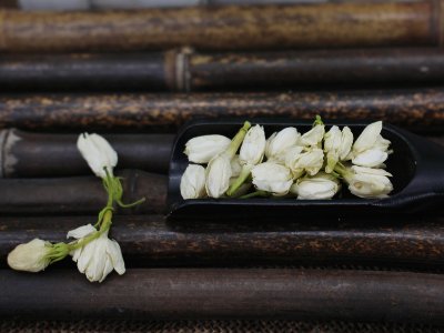 茉利花茶有什么功效作用，不適合什么人喝？