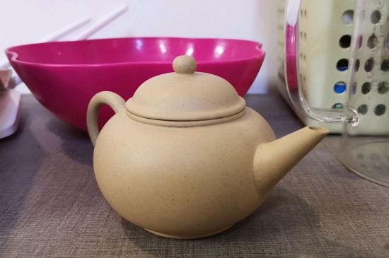 手工紫砂壺和模具壺有什么區(qū)別，快速鑒別手工壺模具壺
