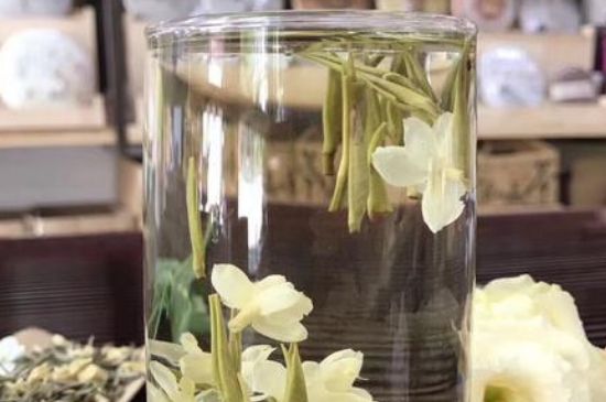 茉莉龍珠保質(zhì)期多長時(shí)間，茉莉龍珠茶放幾年了還能喝嗎？