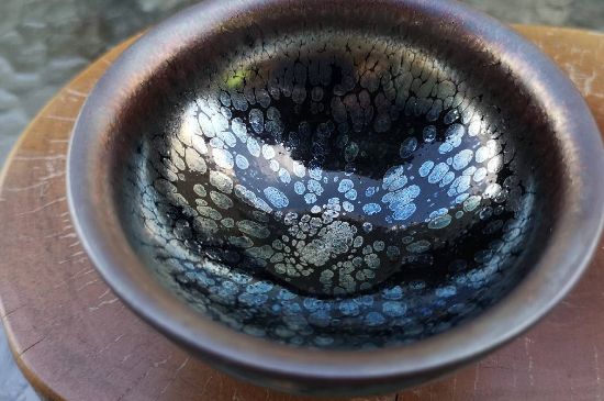 化工建盞是什么樣子的，建盞如何區(qū)分化工釉