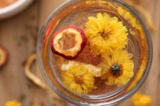 祛濕氣雙花茶，喝什么花茶祛濕氣排毒養(yǎng)顏