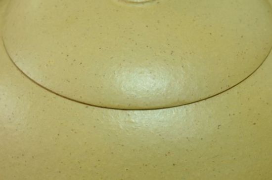 本山綠泥紫砂壺小黑點(diǎn)多嗎，真正本山綠泥會(huì)吐黑嗎？