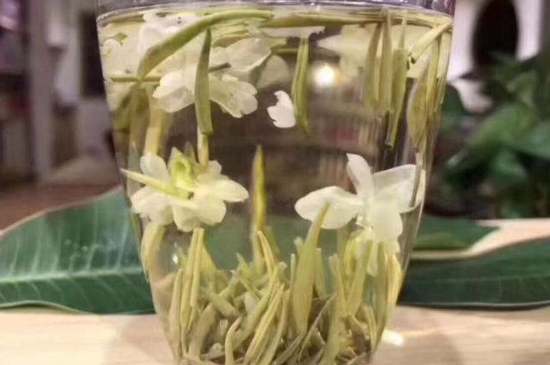 茉莉銀針適合什么人喝，茉莉銀針茶有什么功效