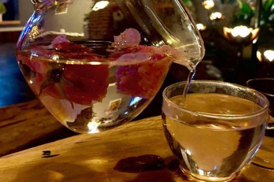 好玫瑰花茶多少錢一斤啊，玫瑰花茶價(jià)格多少錢合理？