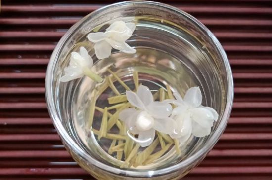 茉莉泡水禁忌，喝茉莉茶葉有什么禁忌