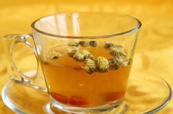 菊花茶的最佳搭配有哪幾樣，菊花茶和什么搭配喝效果好？