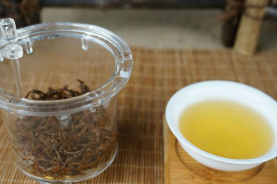 300塊錢的金駿眉能喝嗎，兩三百多金駿眉和一千多區(qū)別