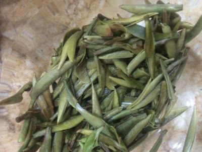 大紅袍好還是白茶好，福鼎白茶和大紅袍哪個貴？