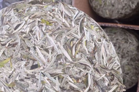 7年壽眉和2年白牡丹哪個好，老白茶壽眉與白牡丹的口感區(qū)別