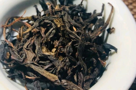 長期喝巖茶會上火嗎？巖茶這樣喝了容易上火！