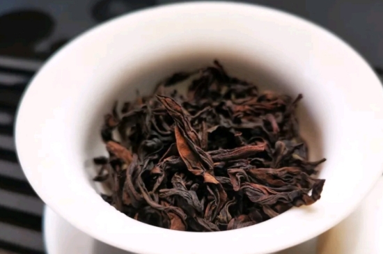 長期喝巖茶會上火嗎？巖茶這樣喝了容易上火！