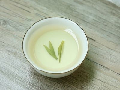 竹葉青茶怎么樣，檔次較高味道略苦價(jià)格比較貴