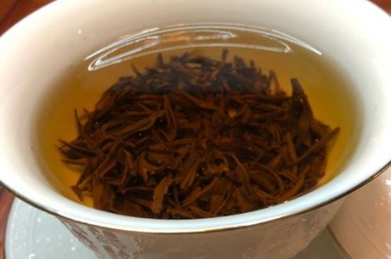 女人晚上喝紅茶好嗎，女人紅茶啥時(shí)候喝最好？