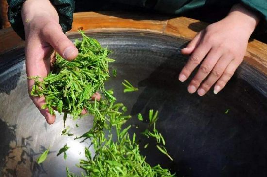 300塊錢的金駿眉能喝嗎，兩三百多金駿眉和一千多區(qū)別