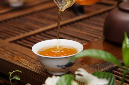 什么茶葉喝起來超級香，什么茶泡出來滿屋濃香?