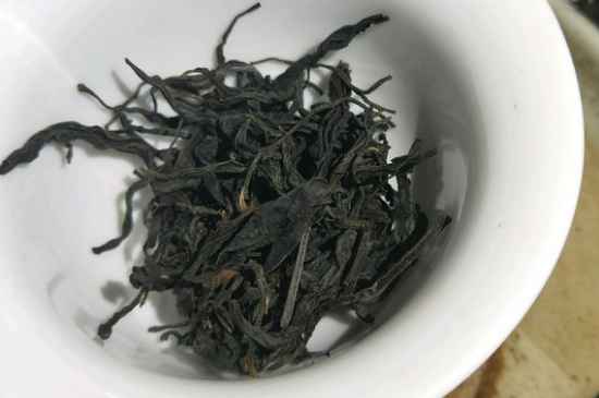 正山小種適合女人喝嗎，女人經(jīng)常喝正山小種茶好嗎