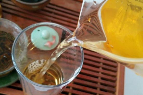 經(jīng)期喝紅茶有什么壞處，女性經(jīng)期可以喝紅茶嗎