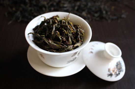 鋸朵仔跟鴨屎香哪個貴，鋸朵子和鴨屎香哪個好喝？