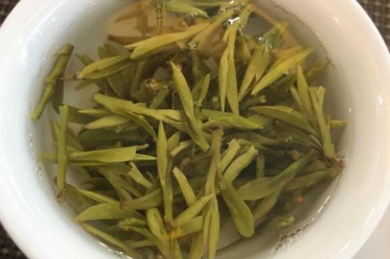 龍井好喝還是毛尖好喝，綠茶是龍井好還是毛尖好？