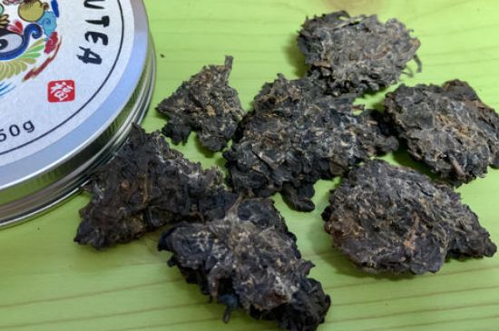 怎么知道涇渭茯茶是否變質(zhì)，茯磚茶金花和發(fā)霉的區(qū)別
