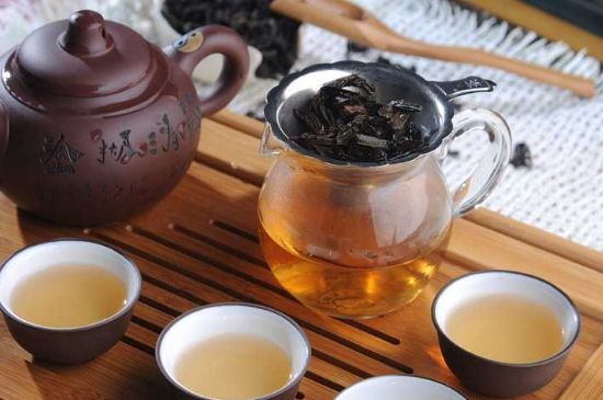 母樹大紅袍給誰喝了，為什么母樹大紅袍叫三棵六株？