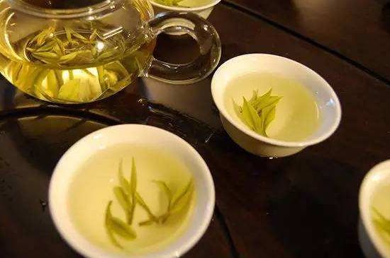 黃茶不適合哪些人喝，黃茶的功效與作用禁忌