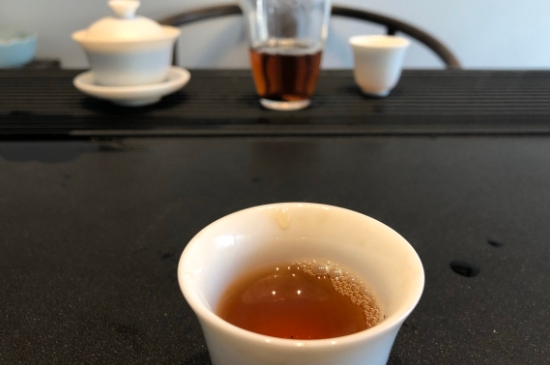 為什么喝巖茶會上火，巖茶喝多上火怎么辦？